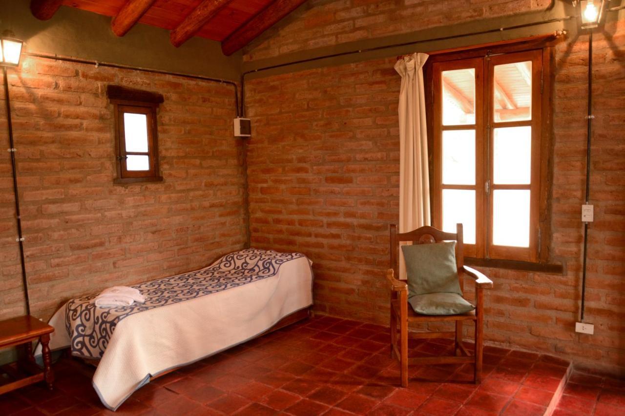 La Toma Complejo De Montana - Cabanas Y Habitaciones En Hosteria Mina Clavero Eksteriør bilde