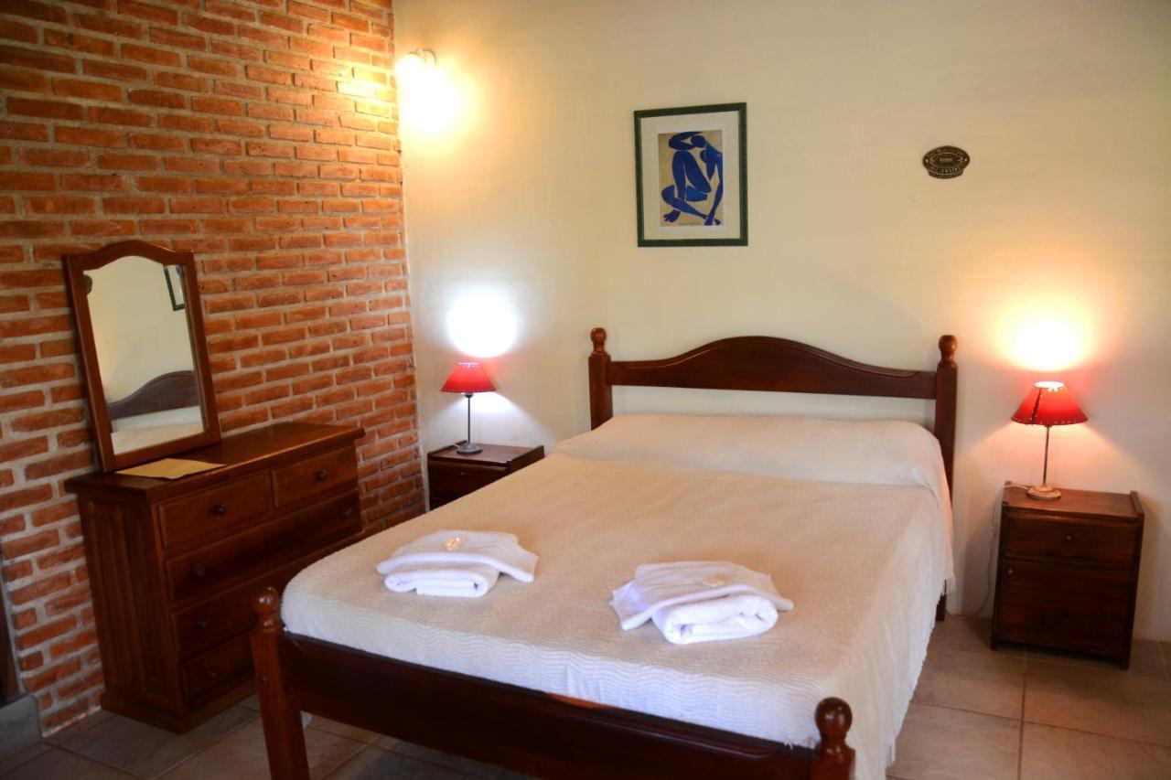 La Toma Complejo De Montana - Cabanas Y Habitaciones En Hosteria Mina Clavero Eksteriør bilde